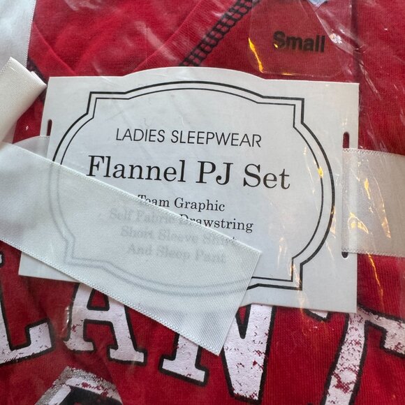 NFL Atlanta Falcons Flannel PJ Set Women's Size Small NWT - Picture 2 of 5